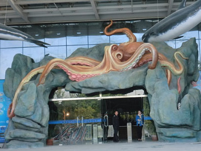 山東展碩雕塑公司 水族館假山制作